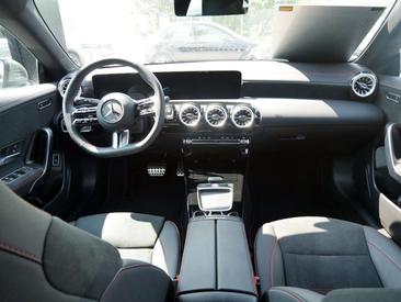 Mercedes CLA Berline 200 D — photo 7