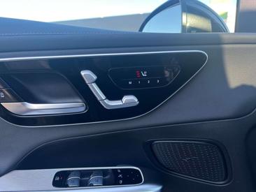 Mercedes GLC 400 E — photo 19