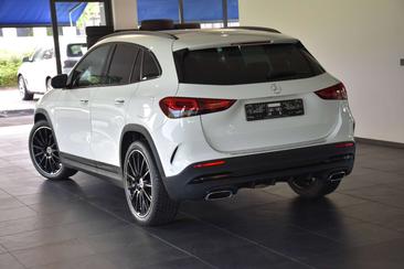 Mercedes GLA 220 D — photo 2