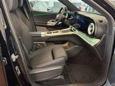 Mercedes GLC 400 — photo 12