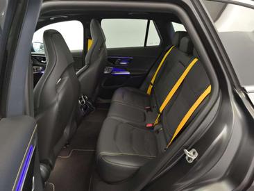 Mercedes GLC 400 — photo 11