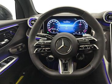 Mercedes GLC 400 — photo 12