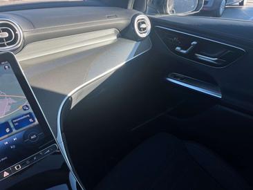 Mercedes GLC 400 E — photo 22