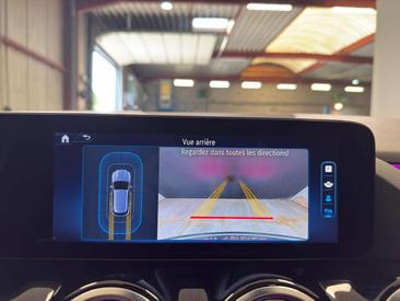 Mercedes GLA 180 — photo 17
