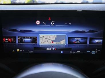 Mercedes CLA Berline 200 — photo 17