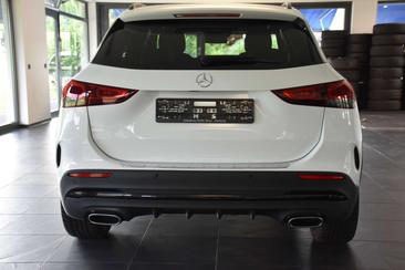 Mercedes GLA 220 D — photo 6