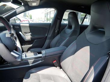 Mercedes CLA Berline 200 D — photo 14