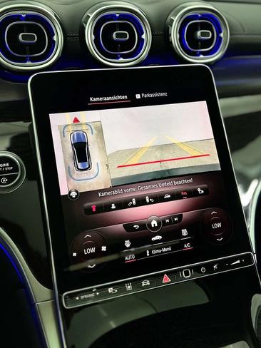 Mercedes GLC 400 E — photo 19