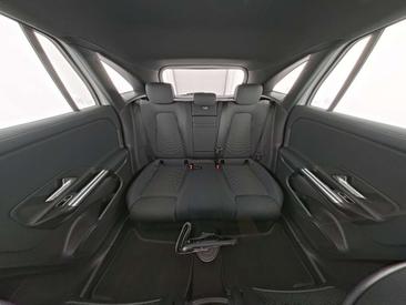 Mercedes EQA 250 — photo 3