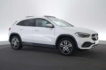 Mercedes GLA 200 — photo 4