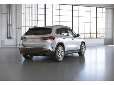 Mercedes GLA 200