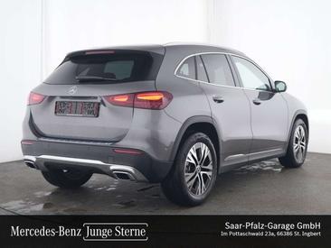Mercedes GLA 180 — photo 2
