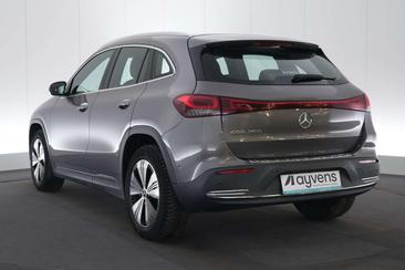 Mercedes EQA 250 — photo 9