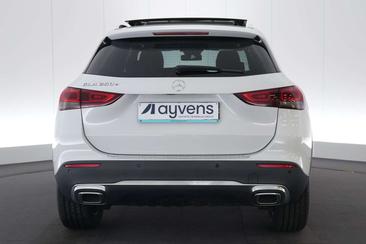 Mercedes GLA 200 — photo 8