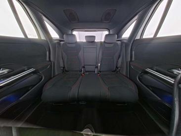 Mercedes GLA 200 — photo 6