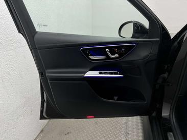 Mercedes GLC 400 E — photo 42