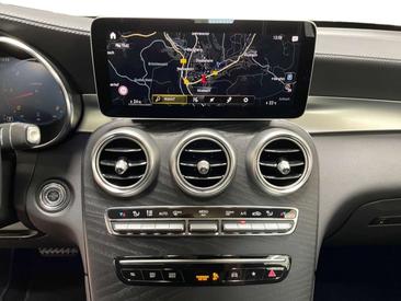 Mercedes GLC 400 D — photo 13