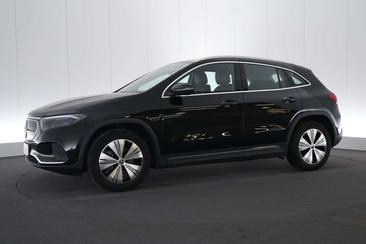 Mercedes EQA 250 — photo 12