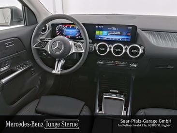 Mercedes GLA 180 — photo 6