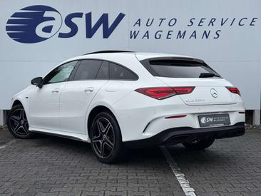Mercedes CLA Berline 220 — photo 2
