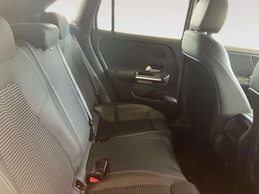 Mercedes GLA 220 D — photo 8
