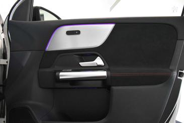 Mercedes GLA 220 D — photo 27