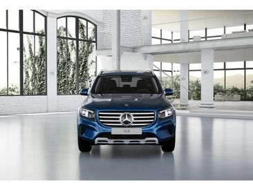 Mercedes GLB 200 — photo 10