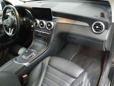 Mercedes GLC 220 — photo 8