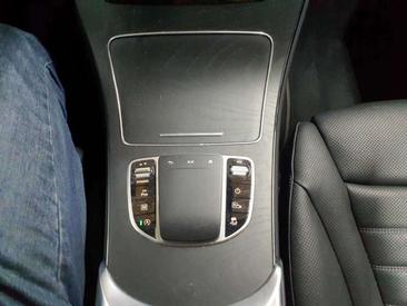 Mercedes GLC 220 — photo 9
