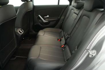 Mercedes CLA Berline 200 — photo 20