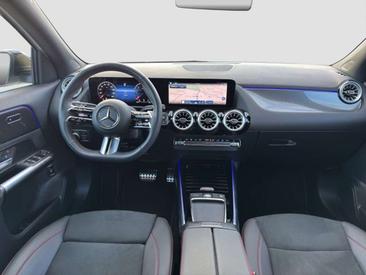 Mercedes GLA 200d — photo 9