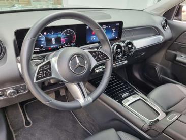Mercedes GLB 200d — photo 14