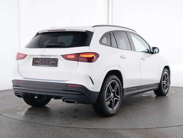 Mercedes GLA 250 — photo 2