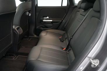 Mercedes EQA 250 — photo 20