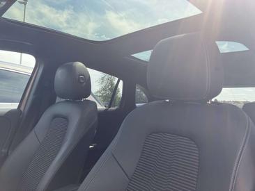 Mercedes GLA 220 D — photo 14