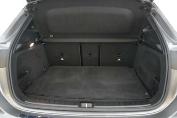 Mercedes EQA 250 — photo 21