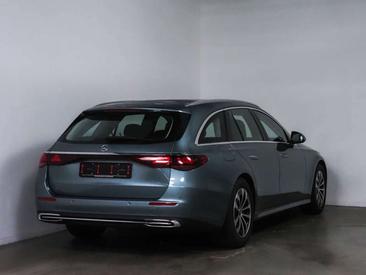 Mercedes Classe E Berline 200 — photo 2