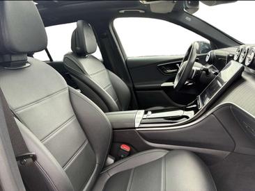 Mercedes GLC 400 E — photo 8