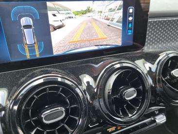 Mercedes GLB 200d — photo 17
