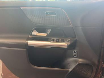 Mercedes GLA 220 D — photo 15