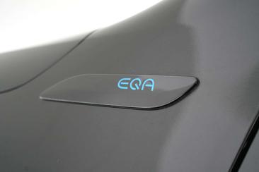 Mercedes EQA 250 — photo 29