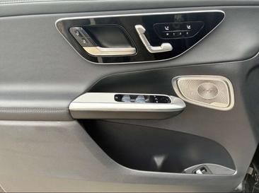 Mercedes GLC 400 E — photo 9
