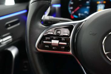 Mercedes CLA Berline 200 — photo 28