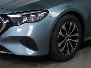 Mercedes Classe E Berline 200 — photo 4