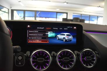 Mercedes GLA 220 D — photo 36