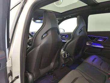 Mercedes GLC 400 — photo 18