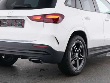 Mercedes GLA 250 — photo 8