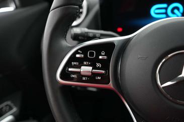 Mercedes EQA 250 — photo 25