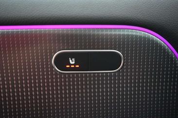 Mercedes EQA 250 — photo 26