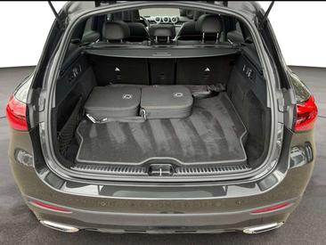 Mercedes GLC 400 E — photo 12